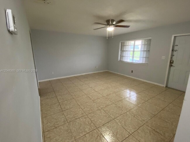 Building Photo - 25512 SW 107th Ave Unit 2