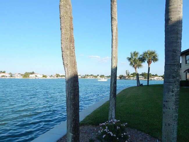 Photo - 534 Plaza Seville Ct Unit 64