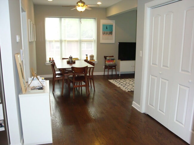 Photo - 2800 W Logan Blvd Unit 2