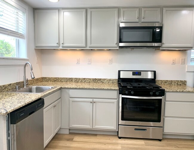 Cocina - 5412 York St Unidad B