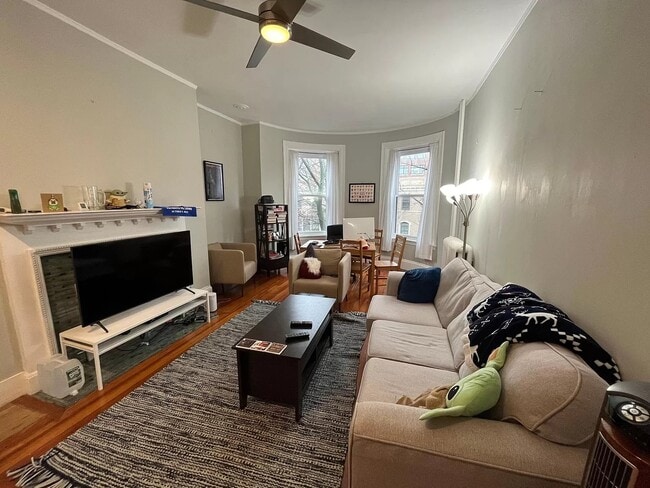 188 Bay State Rd Unit 5