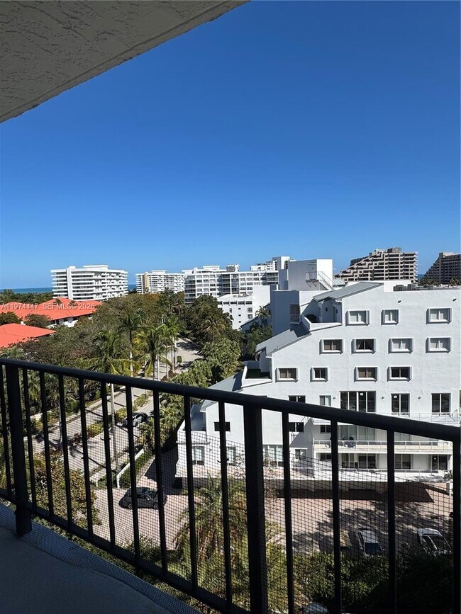 Photo - 77 Crandon Blvd Unit 9E