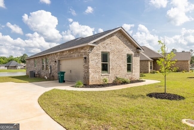 Photo - 112 Gwendolyn Ave