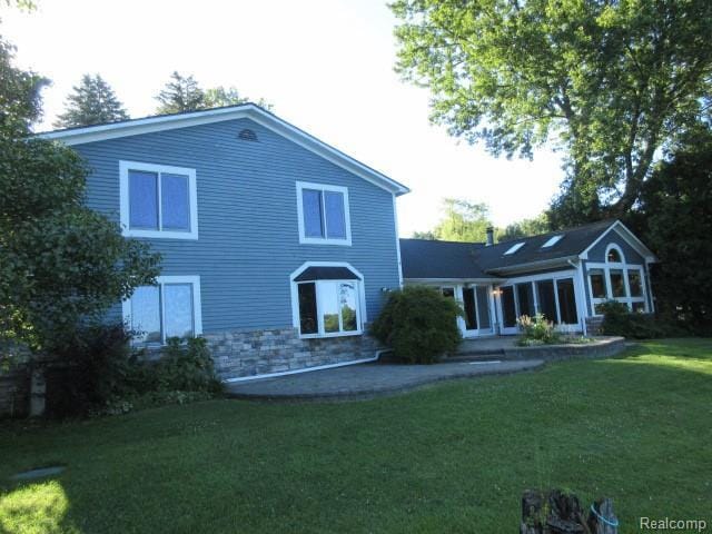 Photo - 4870 Lakeview Blvd