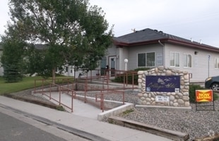 Building Photo - Riverton One & Two Apartments