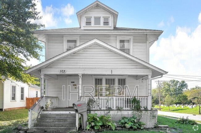 Building Photo - 103 W Walnut St Rental