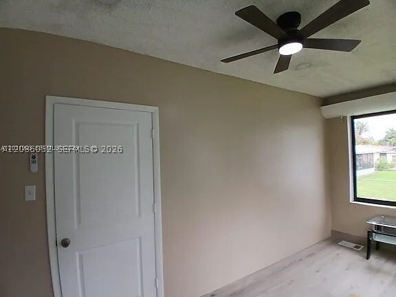 Photo - 1400 NE 148th St Unit 1