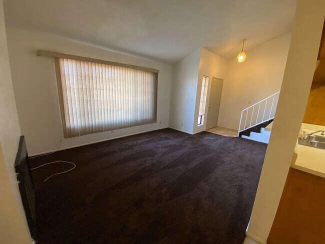 Photo - NewB AV T 1828 Unit 3