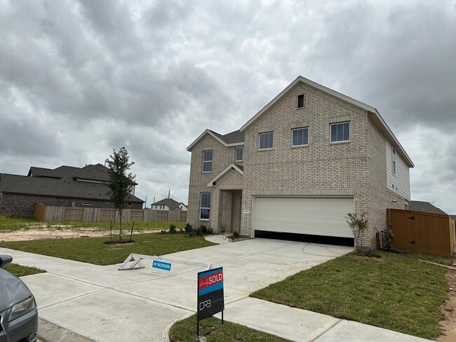 Building Photo - 4633 Peony Grn Dr