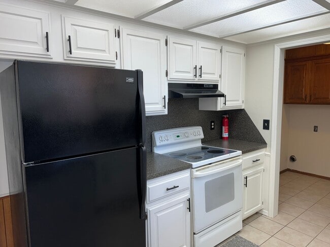 Photo - 3 bed 2 bath in Norman, West side, close to everything! cute and clean ready for move in!