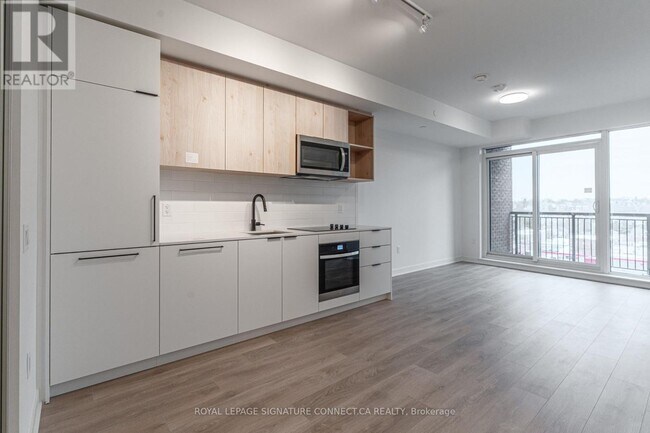 Photo - 1185 Dupont St Unité 618