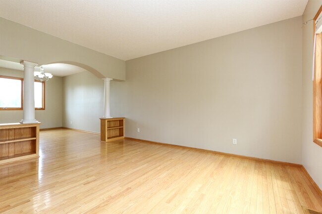 Photo - 13784 Clare Downs Way