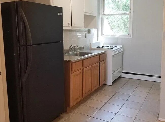 Photo - 187 Beacon Ave Unit 2L