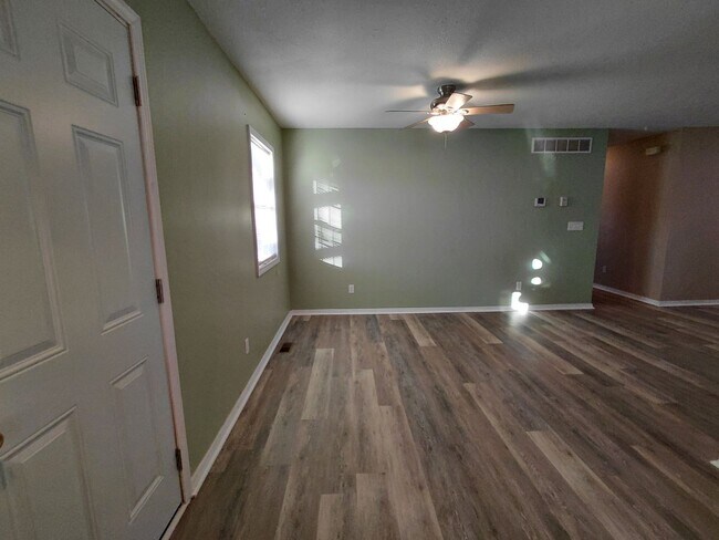 Photo - 2 Bedroom Home