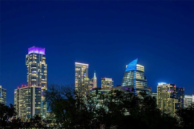 Photo - 210 Lee Barton Dr Unit 401