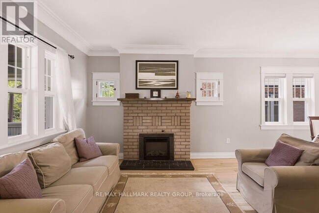 Photo - 94 Marlborough Ave