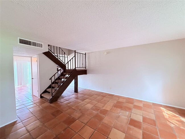 Photo - 9611 Blue Creek Ln