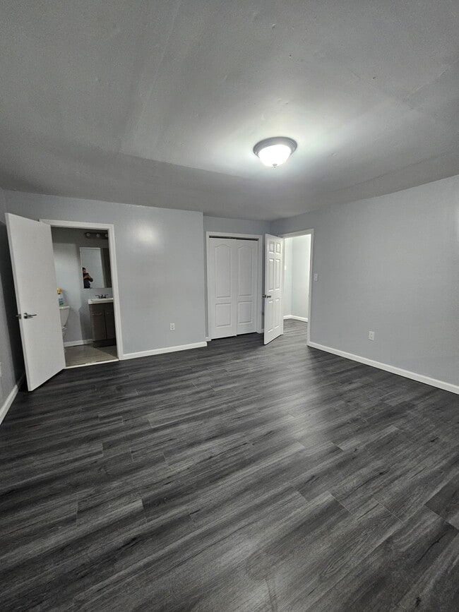 Photo - 70 Carpenter St