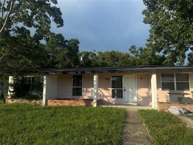Photo - 589 E Normandy Blvd