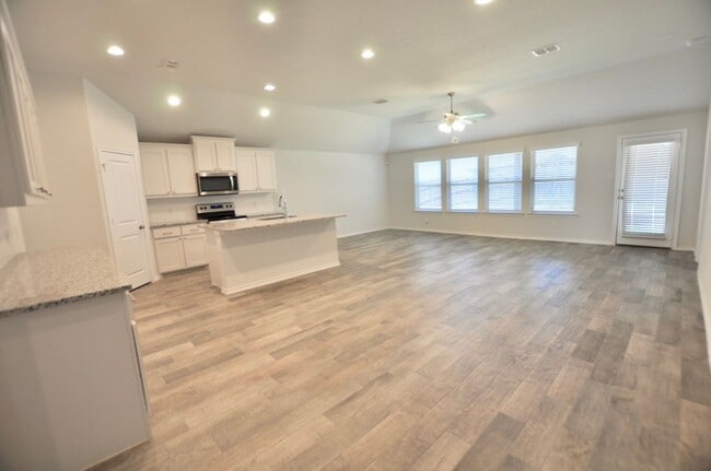 Photo - FOR LEASE! Super Nice 4 BR - 2 BA Brick Ho...