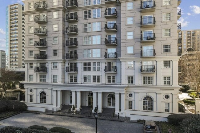 Building Photo - 195 14th St NE Unit 404