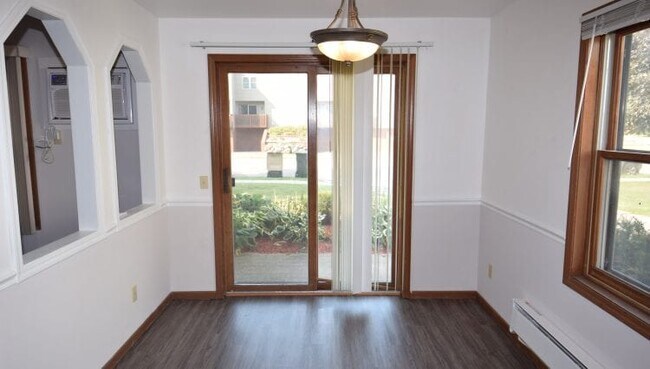 1237 Sunfield St Unit 2