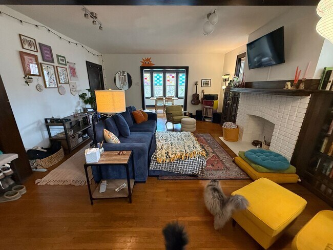 Photo - 204-204 S Braddock Ave Unit 204-B