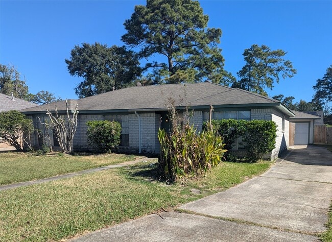 Photo - 17602 Crestline Rd