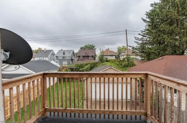 Photo - 3318 W 94th St Unit 3318 W 94th - up