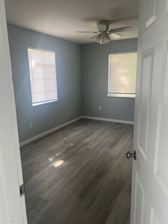 Photo - 1155 Linda Vista Ave Unit 2