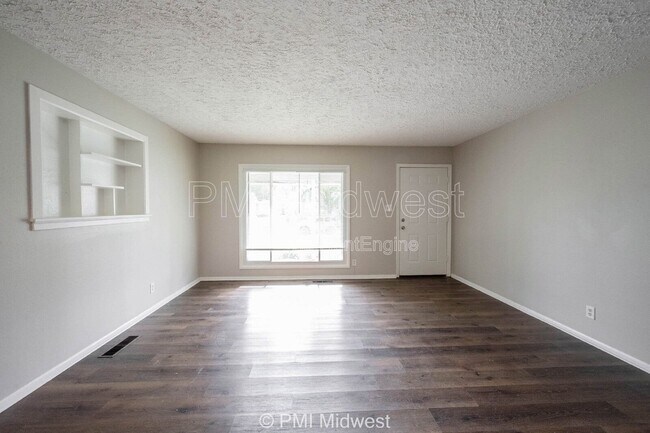 316 S Kenmore Rd