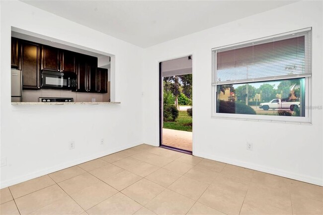 Photo - 3700 Haines Rd N Townhome