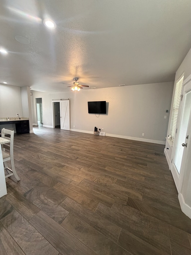 Photo - 2408 Birkdale Ln