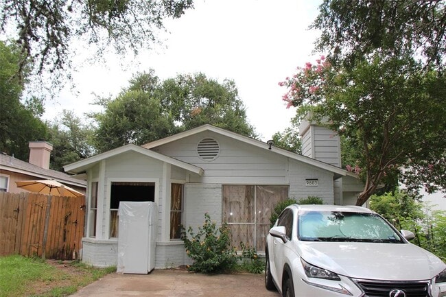 Building Photo - 9603 Nightjar Dr