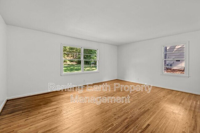 Photo - 9805 Red Mill Rd