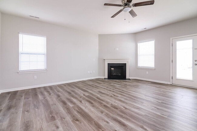 Photo - 36 W Painted Way