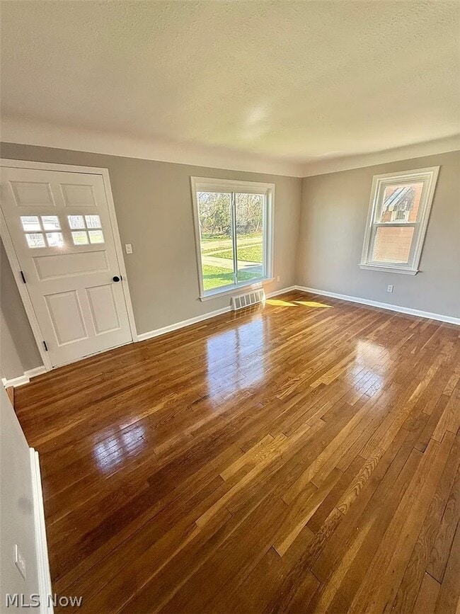 Photo - 6903 Luelda Ave