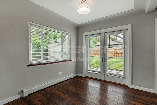 Photo - 201 S Meade St