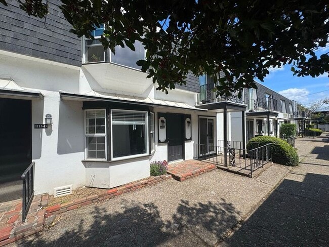 Photo - 1115 W 6th Ave