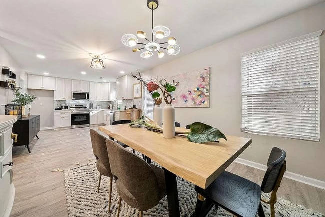 Photo - 5618 Laurel Ridge Dr