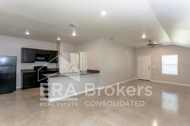 Photo - 2328 Duntov Dr Unidad A