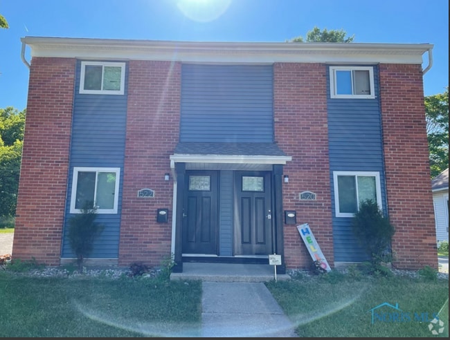Building Photo - Howland Ave Unit 520 Howland Rental