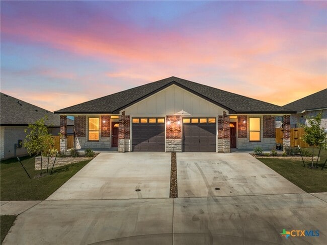 Building Photo - 5107 Rose Petal Ct