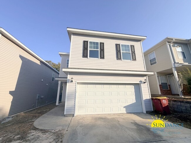 Building Photo - Gorgeous 4 Bedroom Home in Shiloh Place