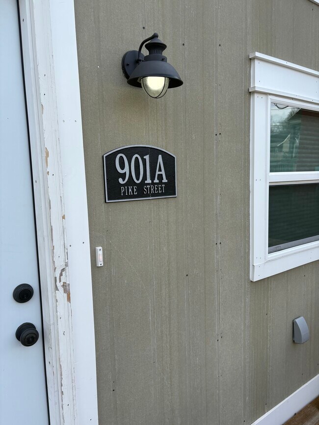 Photo - 901 Pike St Unidad Apt A