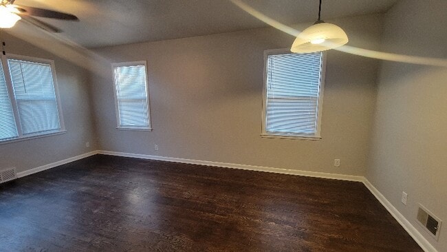 Photo - 4335 S 50th St