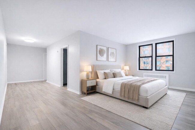 Photo - 525-527 Riverdale Avenue Unit 5N