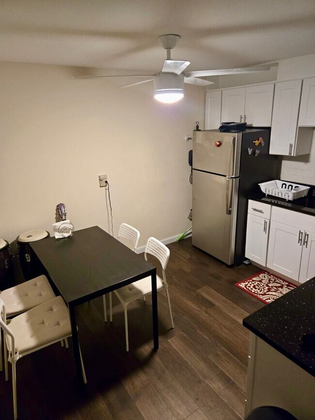 Photo - 15 Walbridge St Unidad 23