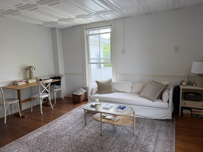 Photo - 31 Merrimack St Unit 3