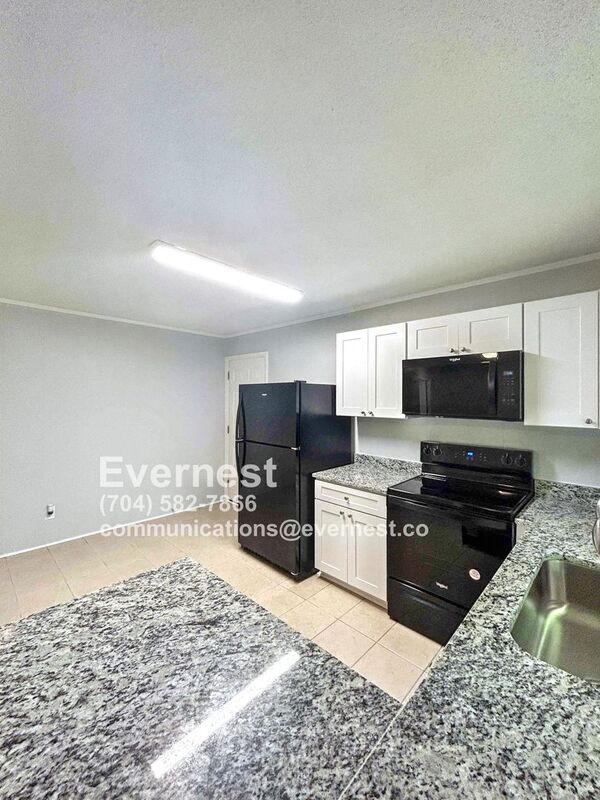 Photo - 5008 Sea Oates Ln